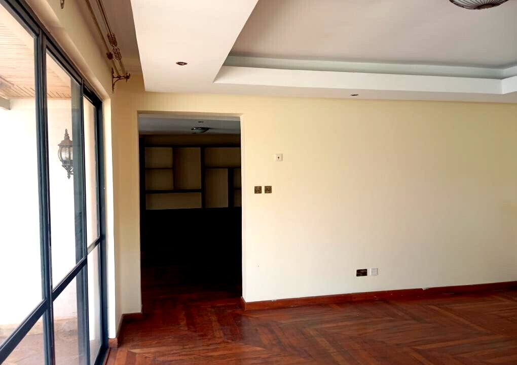 5-Ensuite Townhouse with Rooftop Terrace & City Views - Lavington