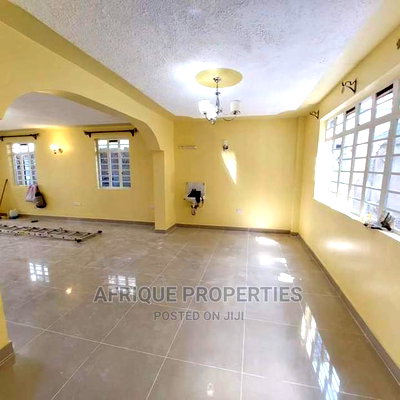 4bdrm Mansion in Membly Estate for Sale - Image 9