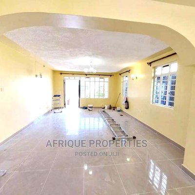 4bdrm Mansion in Membly Estate for Sale - Image 6