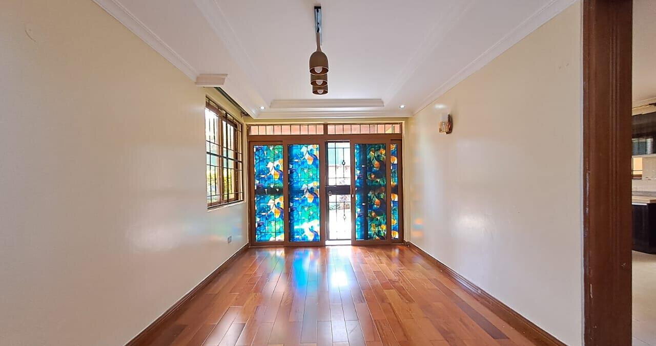 5BR Townhouse with Garden at KSh 350K