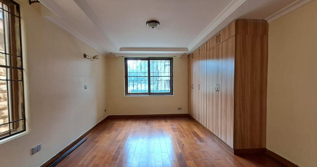 5BR Townhouse with Garden at KSh 350K