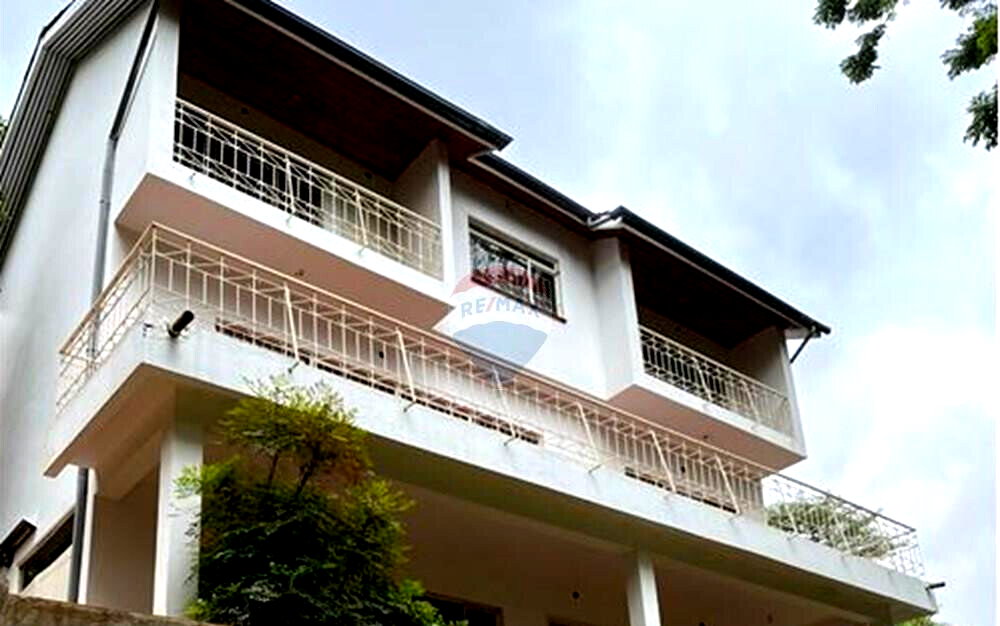 1-Acre Plot with Parking for KSh 130M