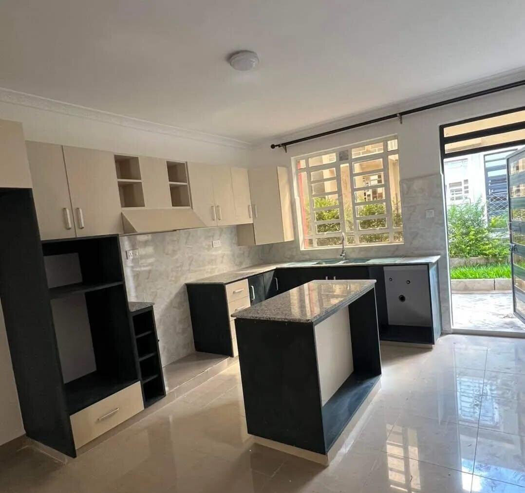 4BR All-Ensuite Townhouse with Rooftop Gazebo & DSQ - Kitengela Yukos