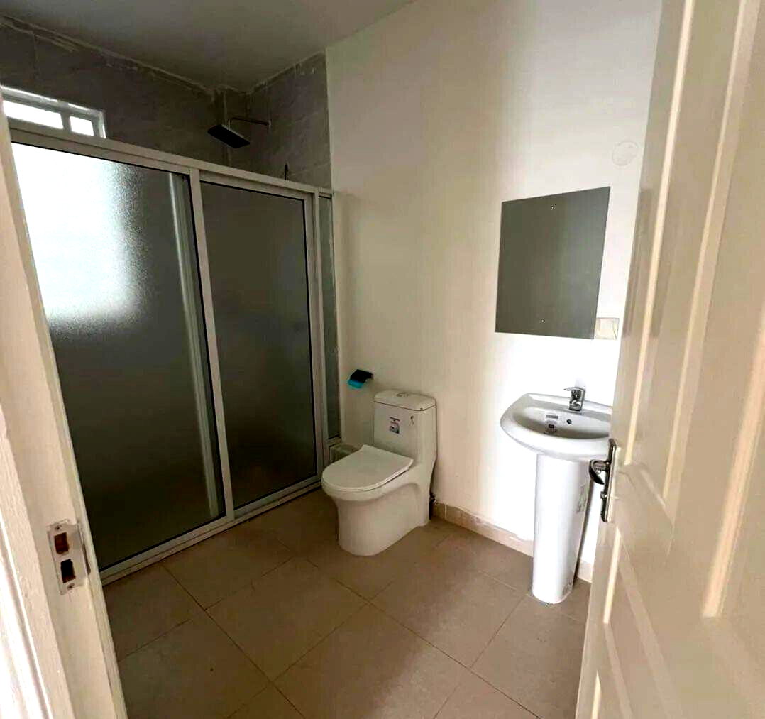 4BR All-Ensuite Townhouse with Rooftop Gazebo & DSQ - Kitengela Yukos
