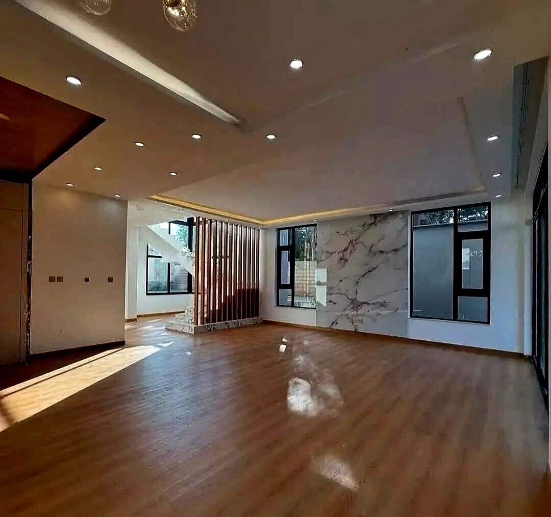 Newly Built 5-Ensuite Villas with Private Balconies - Lavington