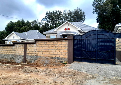 4BR Garden Home with Parking
