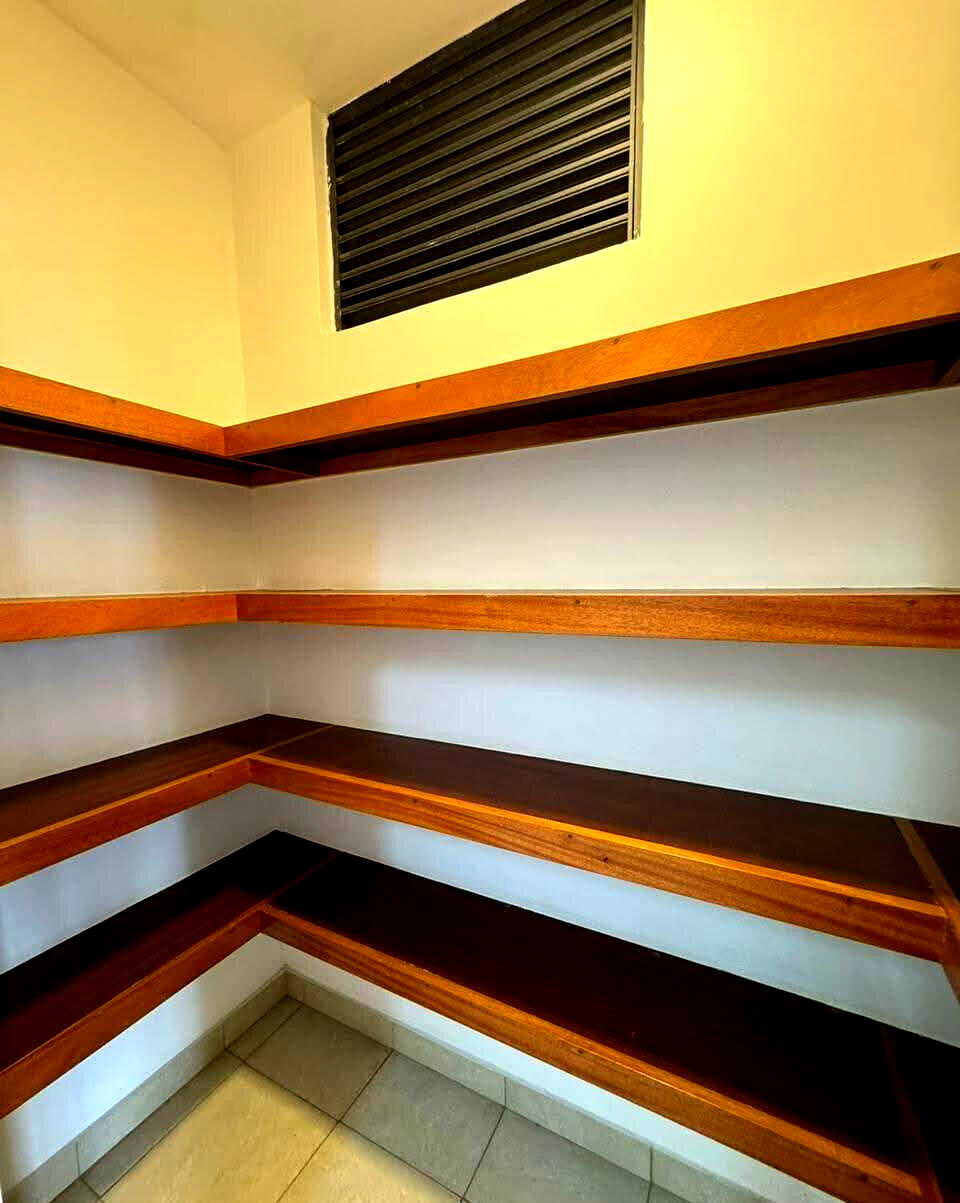 4BR En-Suite Villa with DSQ & Rooftop - 5 Mins to Expressway, Syokimau