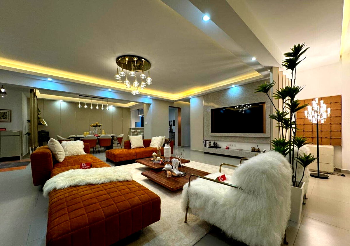 5BR All-Ensuite Penthouse with Heated Pool & Cinema - Kilimani