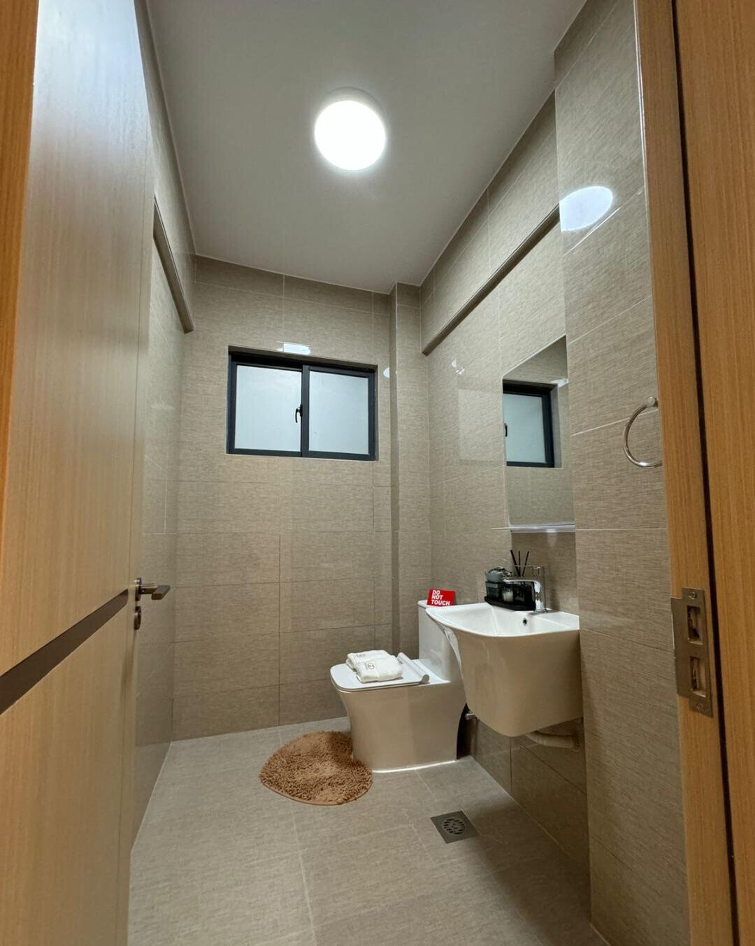 5BR All-Ensuite Penthouse with Heated Pool & Cinema - Kilimani