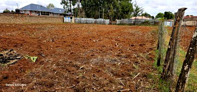 Commercial 1/2 Acre Plot for Sale in Kimumu Eldoret - Image 1