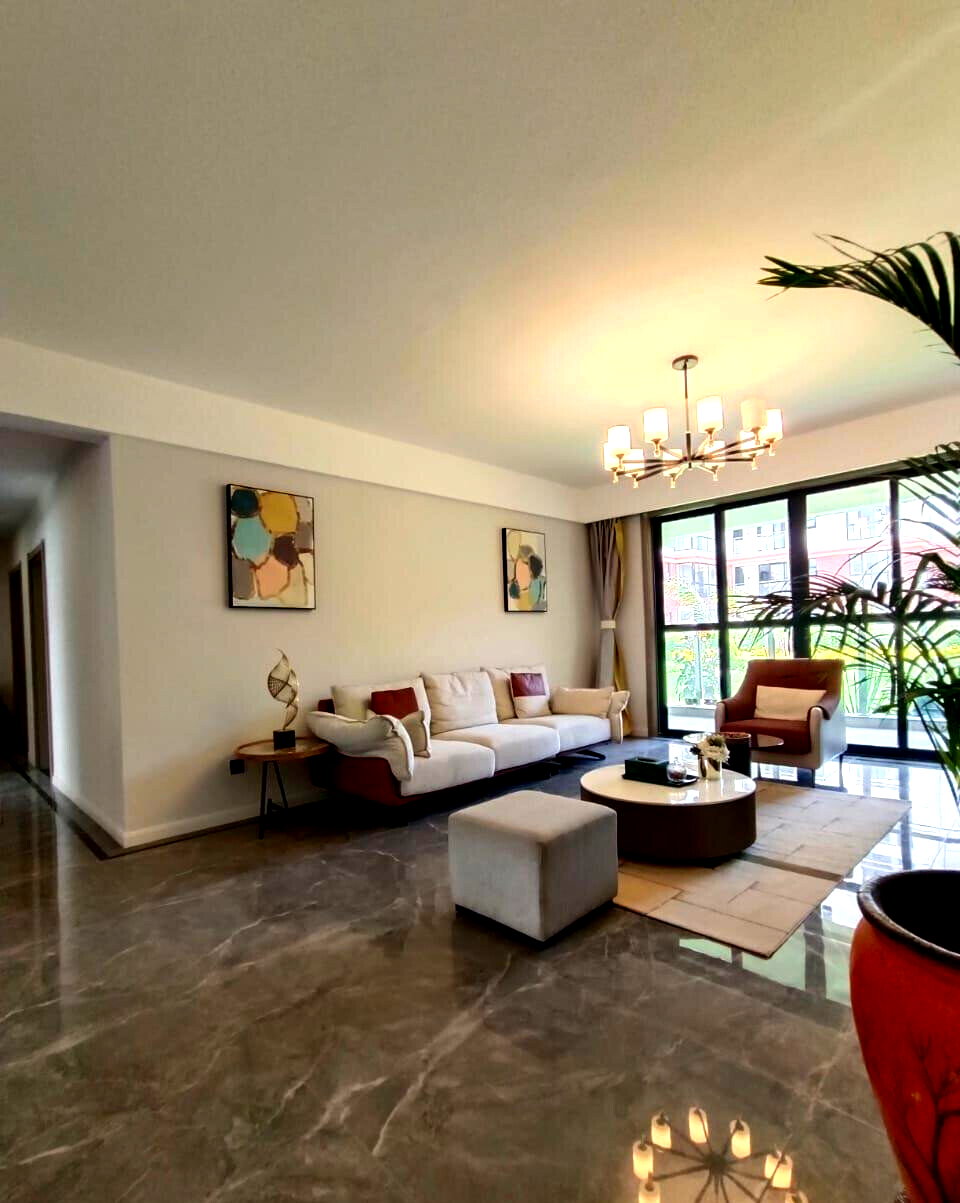 3BR with Two Balconies & Park Views - Syokimau