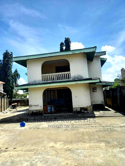 For Sale 4 Bedrooms Massionate Bamburi - Image 4