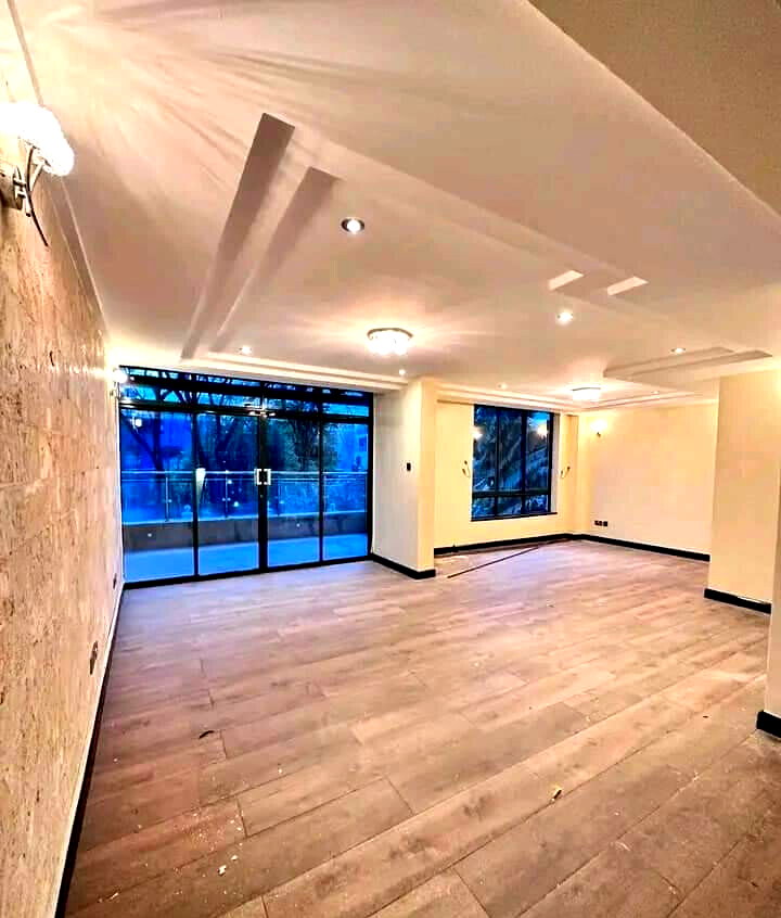 Corner Townhouse with Private Garden & Generator - Lavington