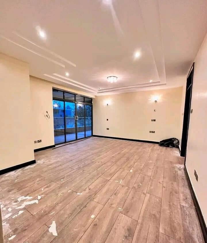 Corner Townhouse with Private Garden & Generator - Lavington