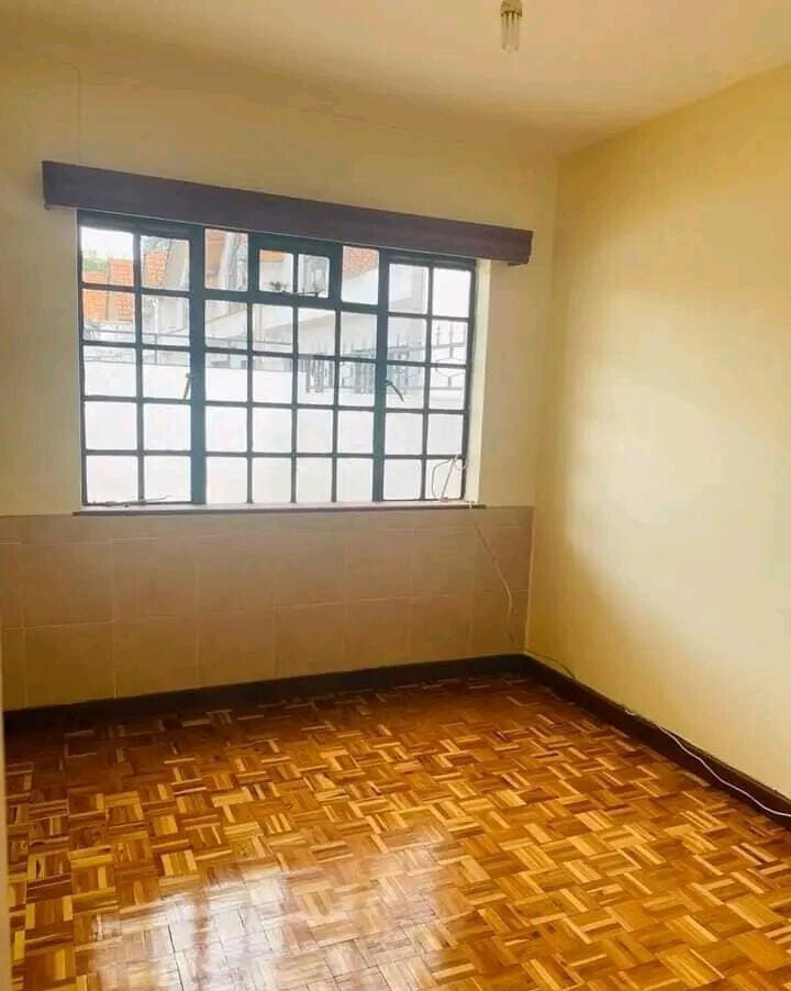 Spacious 5-Bed Villa off Brookside Drive - Westlands