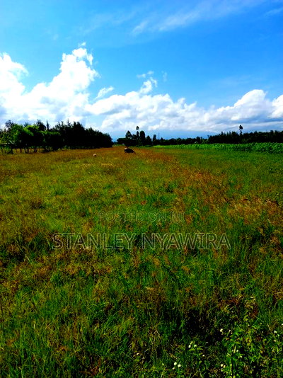 7 Acreas Nanyuki Burgret - Image 1