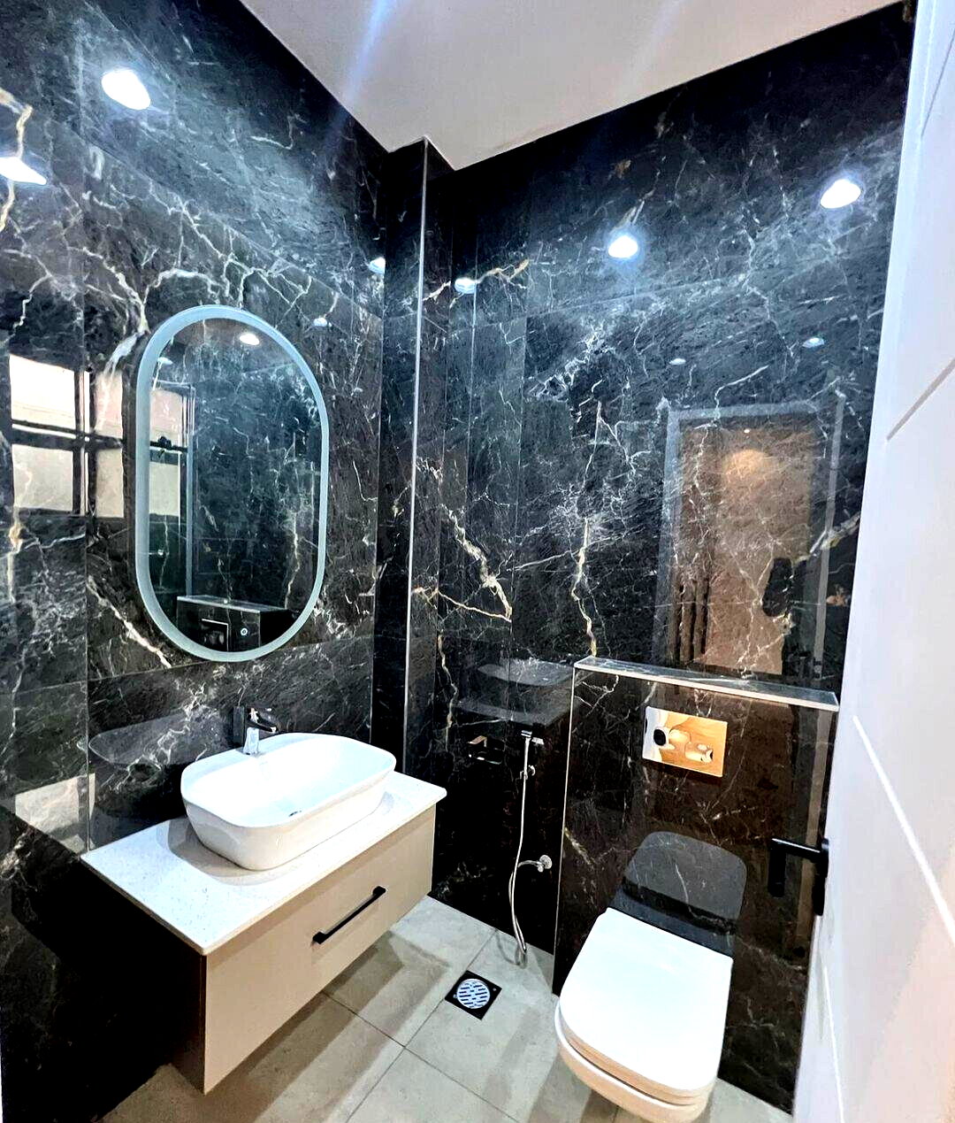 New 4-Ensuite Townhouse with DSQ & Solar Heating - Lavington