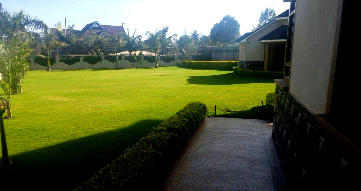 7BR All-Ensuite Townhouse with Gym, Jacuzzi & Home Theater - Runda