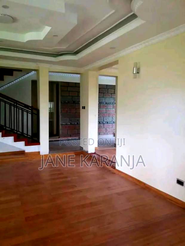4bdrm Mansion in Thika Greens for sale