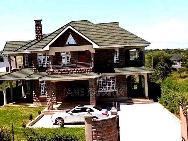 4bdrm Mansion in Thika Greens for sale