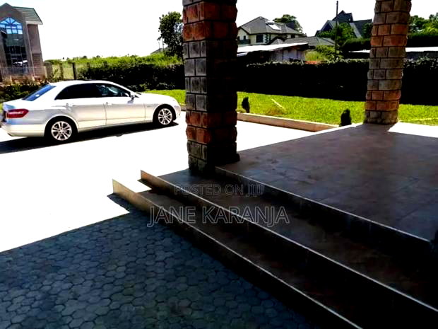 4bdrm Mansion in Thika Greens for sale