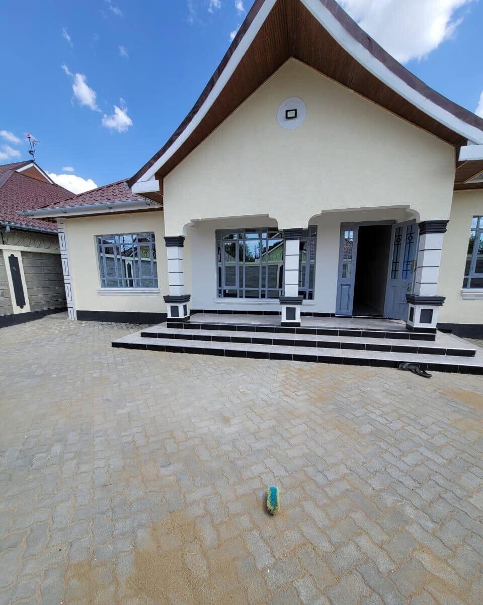 3BR Ensuite Townhouse with Borehole & 40x80 Plot - Ruiru