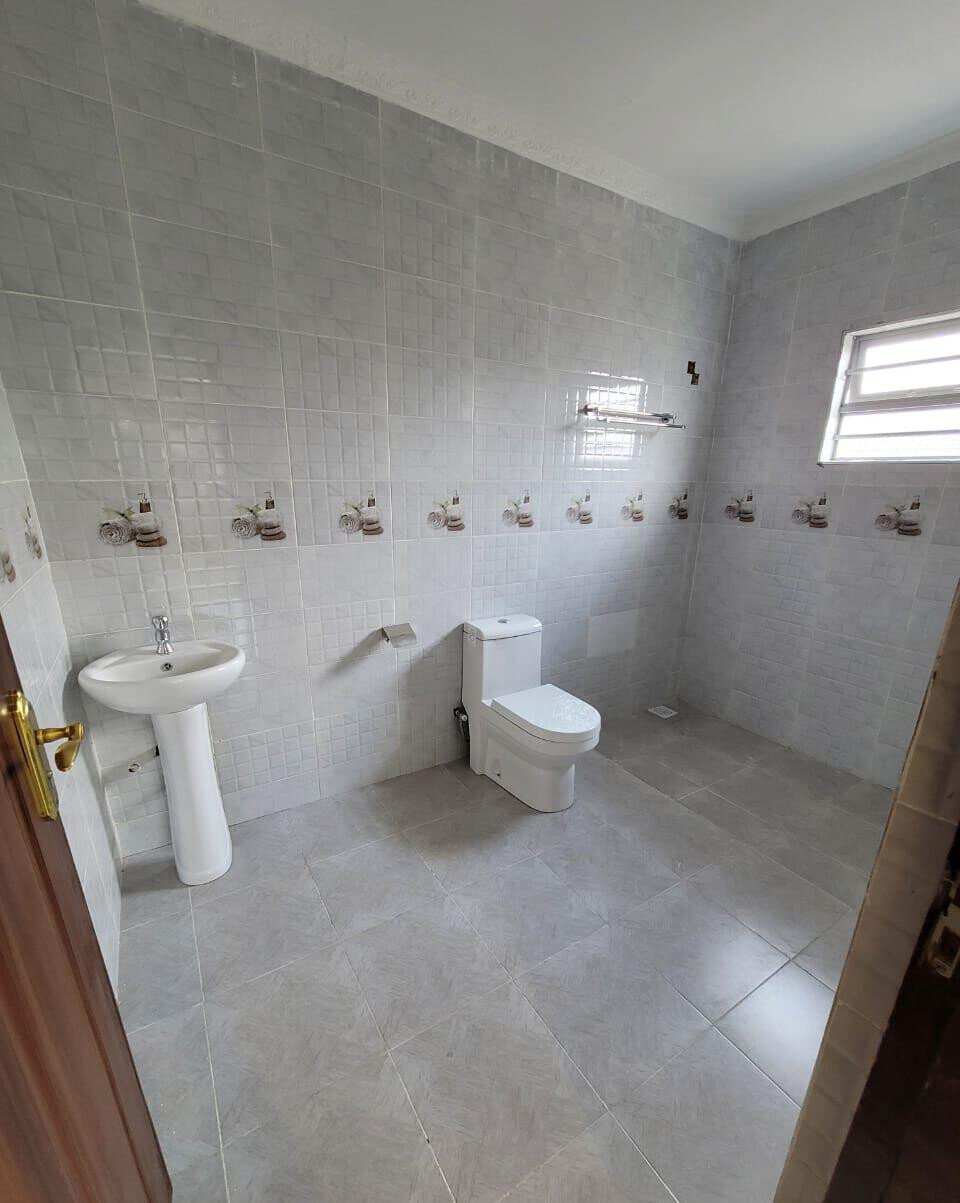 3BR Ensuite Townhouse with Borehole & 40x80 Plot - Ruiru