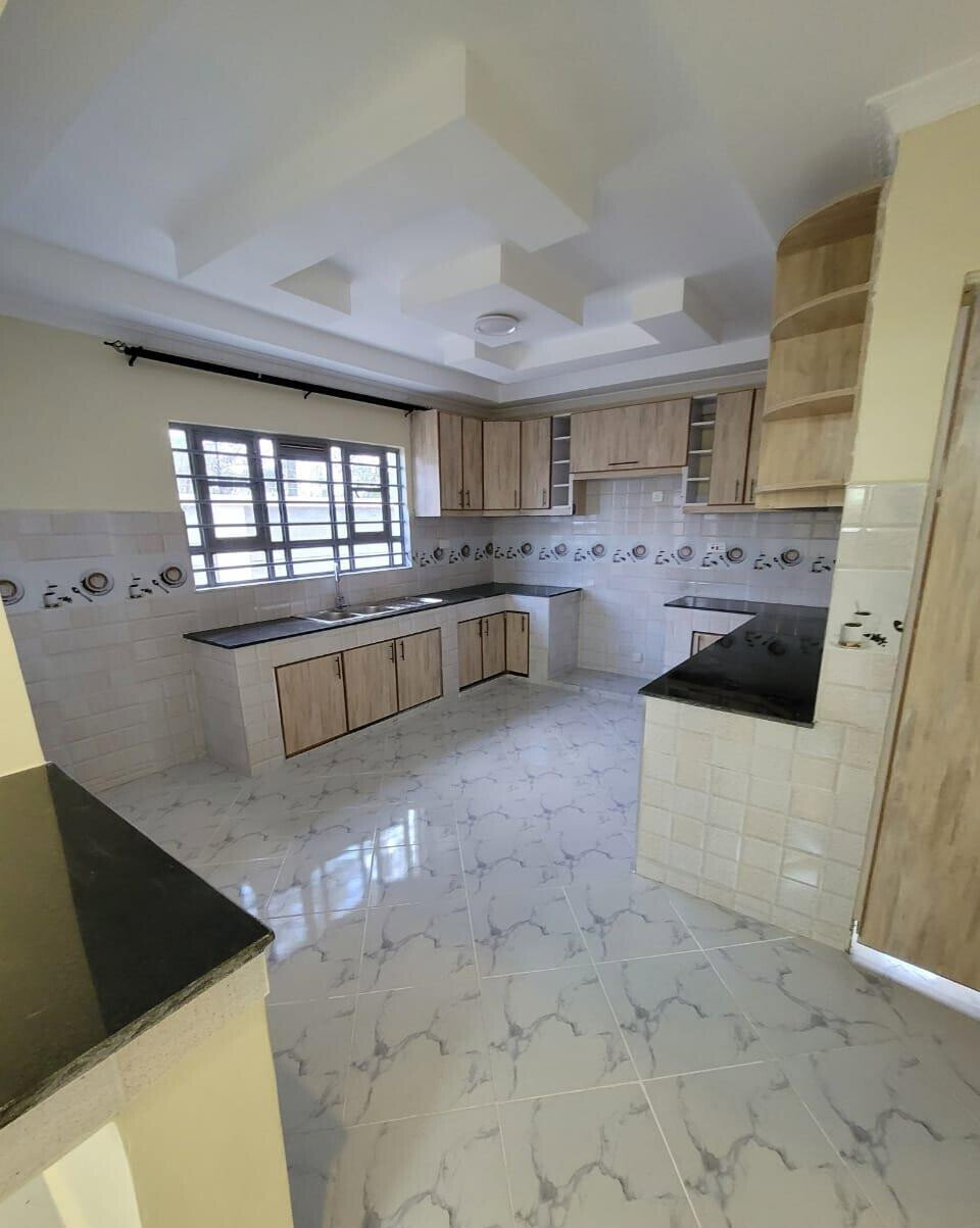 3BR Ensuite Townhouse with Borehole & 40x80 Plot - Ruiru