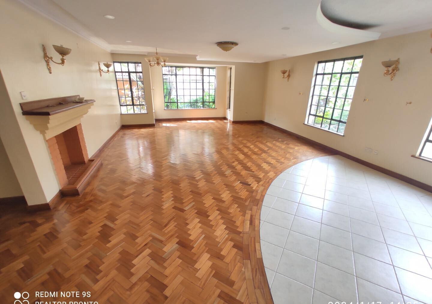 5-Ensuite Townhouse with Pool & Attic in Lavington Gated Community