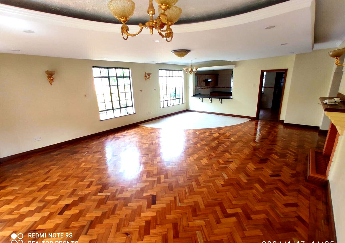 5-Ensuite Townhouse with Pool & Attic in Lavington Gated Community