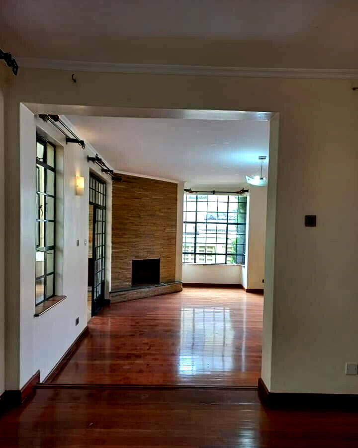 New 5-Ensuite Townhouse with Rooftop Garden & 2 DSQs - Lavington