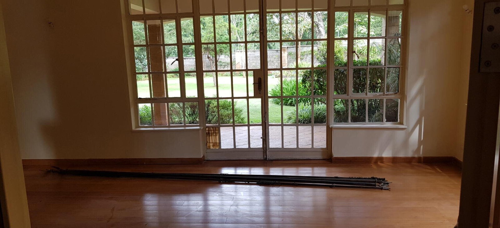 Elegant 4BR Home - Karen