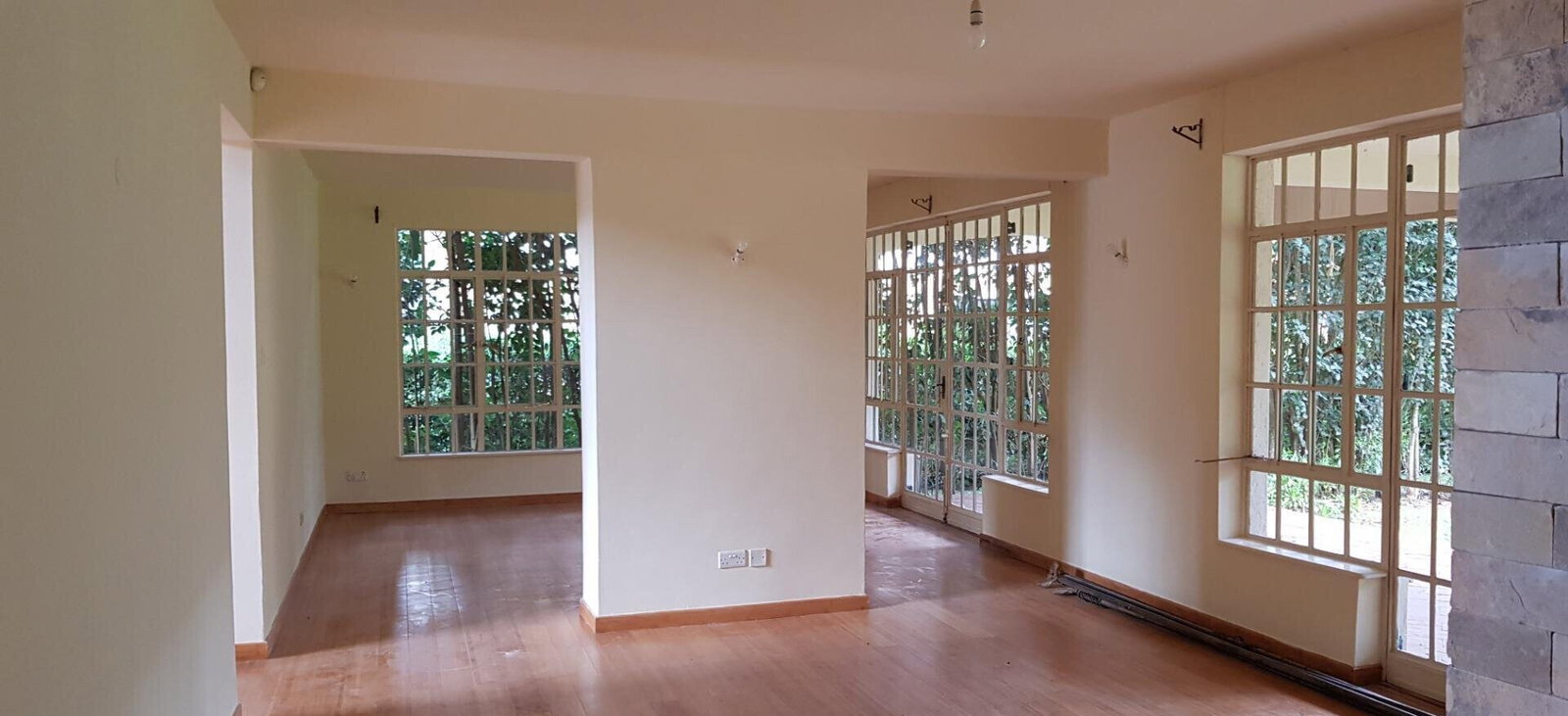 Elegant 4BR Home - Karen