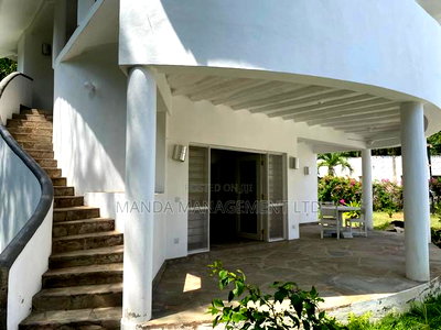 New Cozy Maisonette - Image 6