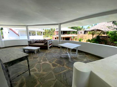 New Cozy Maisonette - Image 9