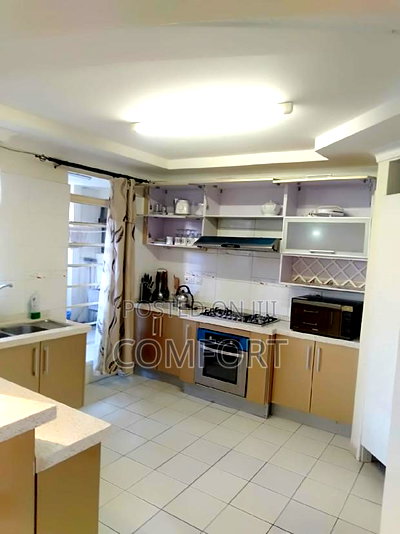 Furnished 4bdrm Apartment in Statehouse Road., Kilimani for rent - Image 11