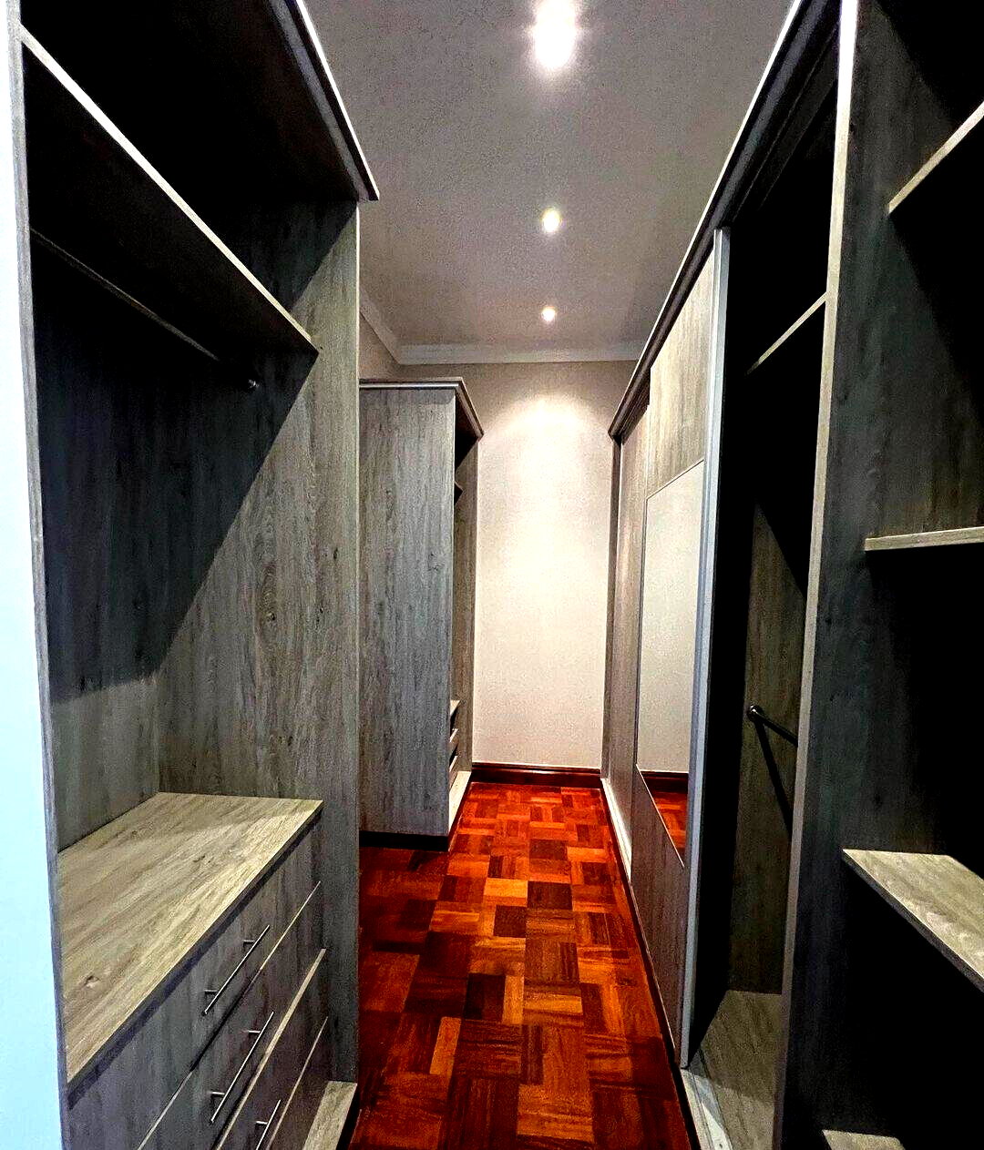 Classic 5-Ensuite Townhouse with Clubhouse & Gym – Karen Gated Estate