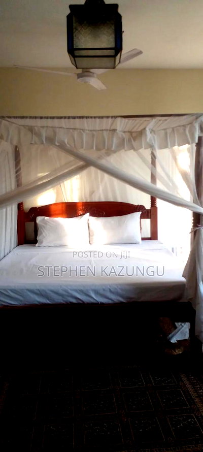 Furnished 4bdrm House in Golf &amp; Living, Ukunda for rent - Image 9