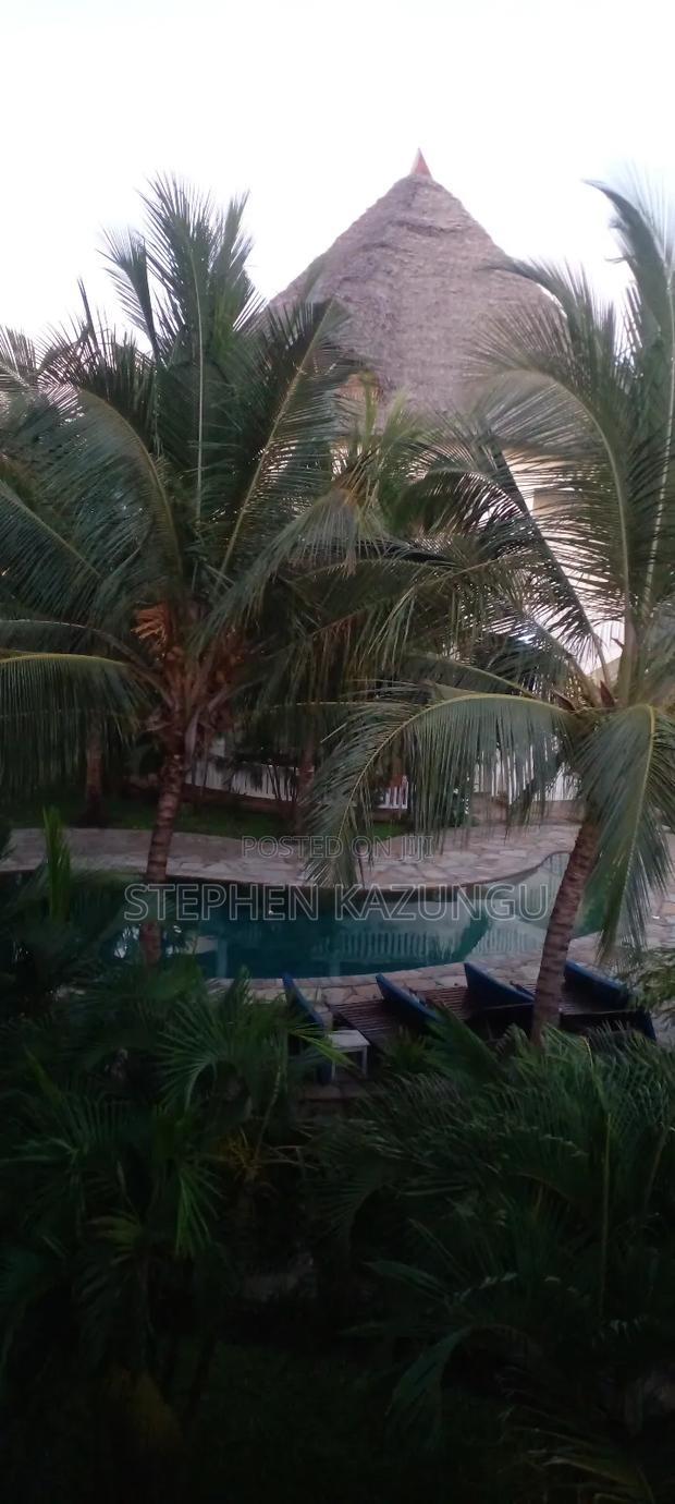 Furnished 4bdrm House in Golf &amp; Living, Ukunda for rent