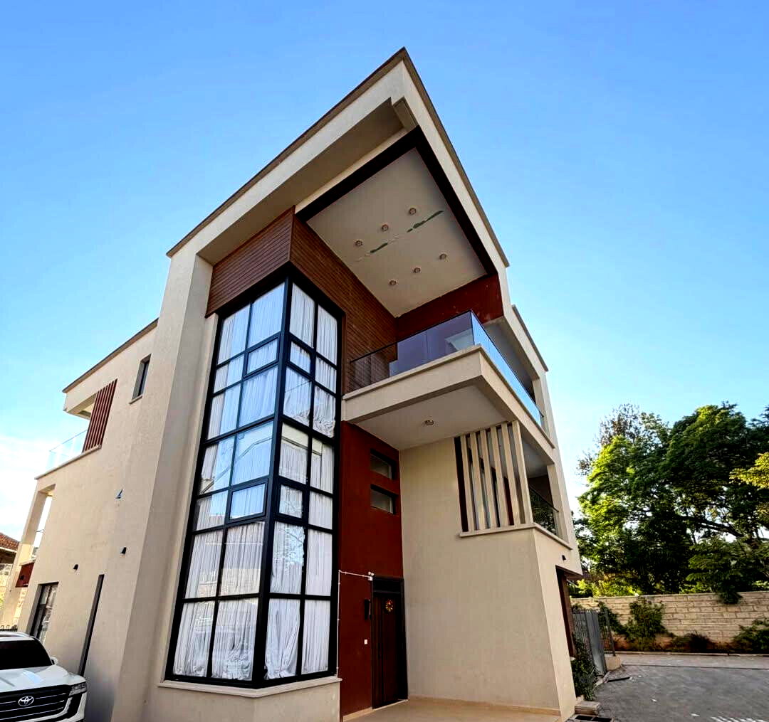 5-Ensuite Villa Minutes from Lavington Mall & Jaffery Club