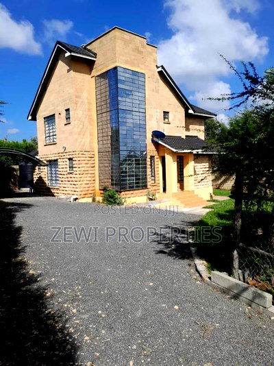 4bdrm Mansion in Kiserian for sale - Image 2