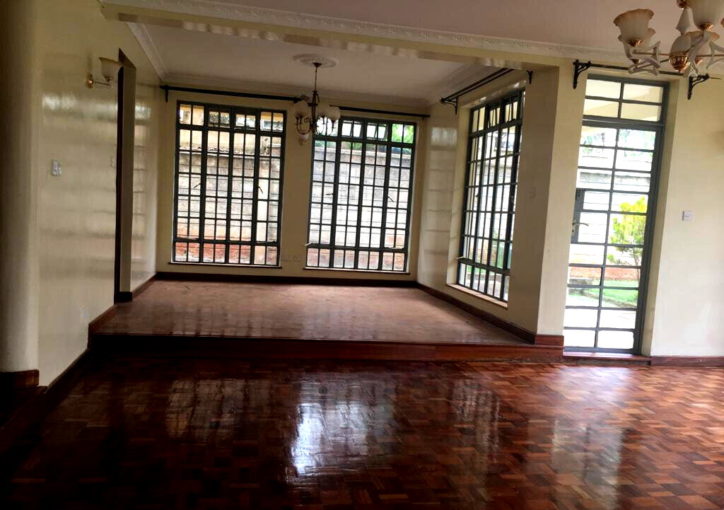 3-Level Townhouse with Study & TV Room - Lavington
