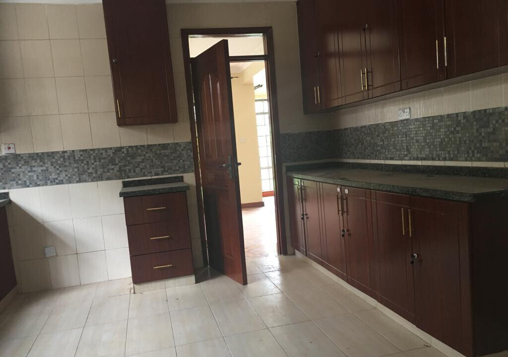 3-Level Townhouse with Study & TV Room - Lavington