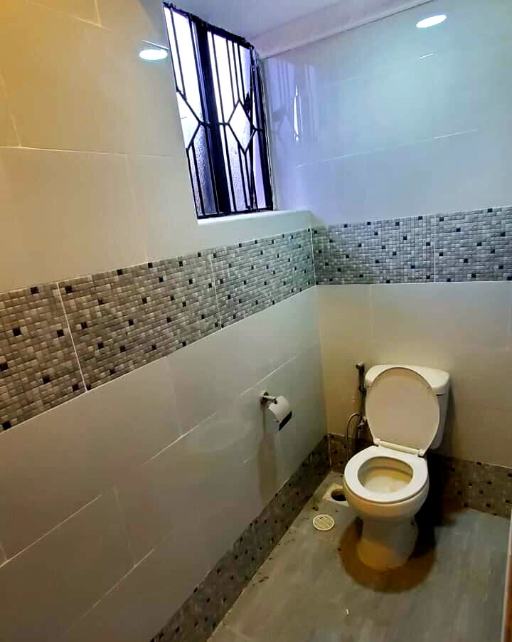 New Phase 2: 4BR All-Ensuite Townhouse with Attic & Jacuzzi - Membley