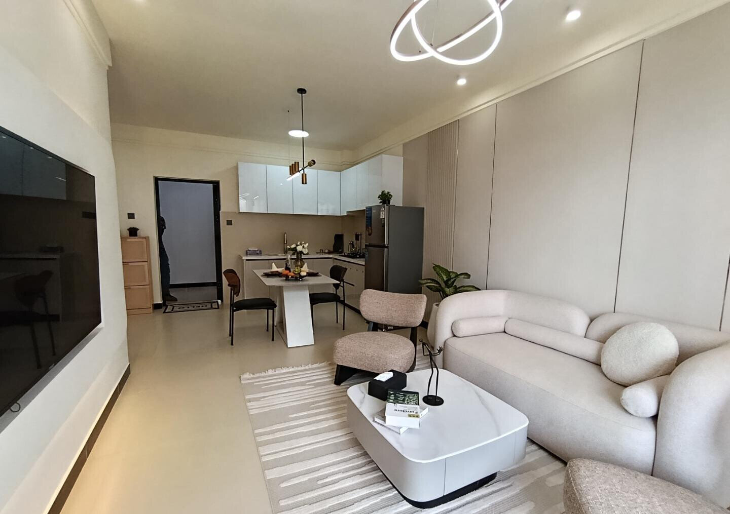 Brand New 2BR with Pool, Gym & Backup Power - Kileleshwa