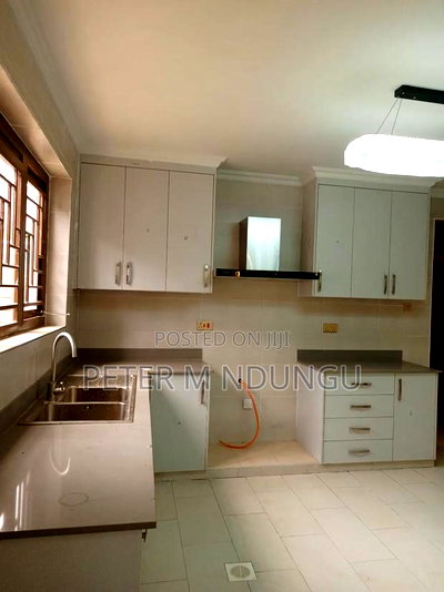 4bdrm Maisonette in Thome, Nairobi Central for rent - Image 12