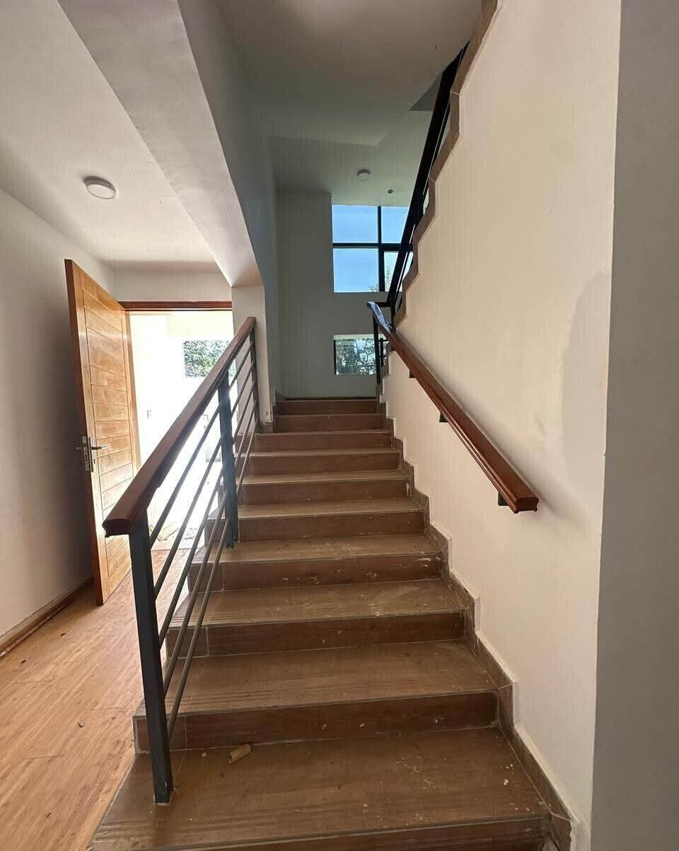 4-Ensuite Villa with DSQ & Rooftop Terrace - Lavington