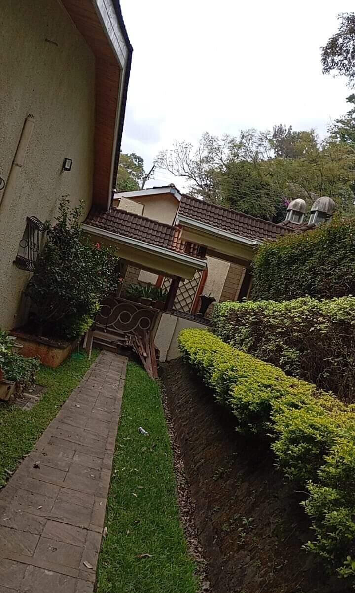 4-Ensuite Townhouse in 10-Unit Gated Community – Karen