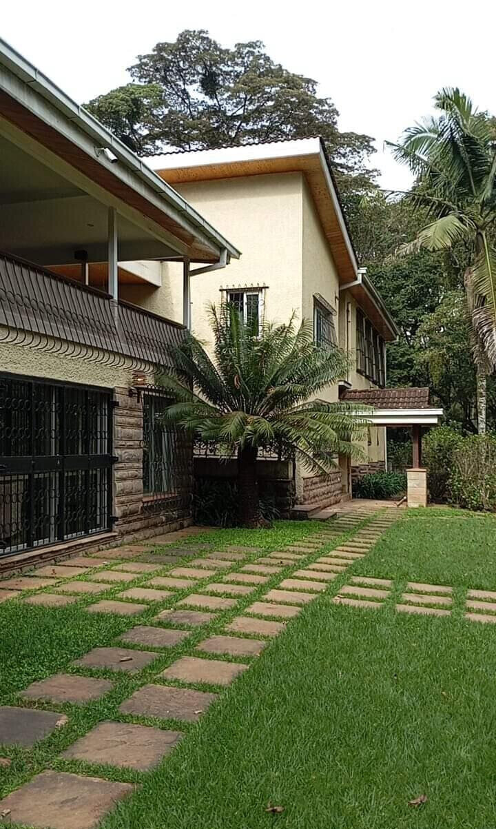 4-Ensuite Townhouse in 10-Unit Gated Community – Karen