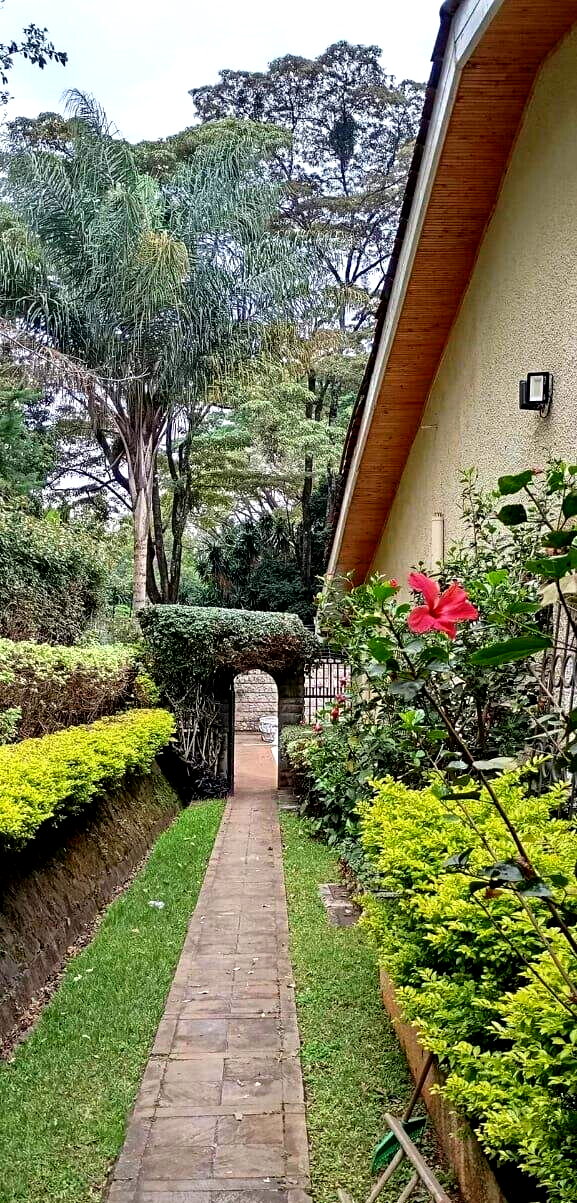 4-Ensuite Townhouse in 10-Unit Gated Community – Karen